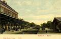 165166, Gezicht op de perrons van het H.S.M.-station Naarden-Bussum te Bussum.