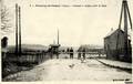 4 - FRESNOY le GRAND (Aisne) - Le passage à niveau près de la gare - Editeur : B.F. à Paris.