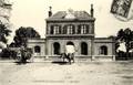 86 - COURVILLE (Eure et Loir) - La cour de la gare - Editeur : ND.