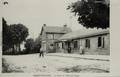 GRANDVILLIERS (Oise) - La Gare et l'Avenue Saget - Editeur : F.Compère, photographe.