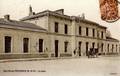 SALON de PROVENCE (Bouches du Rhône) - La cour de la gare.