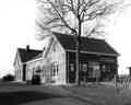 150514, Gezicht op het N.S.-station Loppersum te Loppersum., Nederlandse Spoorwegen, fotograaf