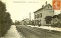 BRUYERES sur OISE (Seine et Oise) - La Gare - Arrivée d'un train - Editeur : Frémont à Beaumont-sur-Oise.