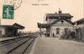 BOUGIVAL - Vue intérieure de la gare de Bougival - La Celle Saint-Cloud.