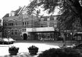 150845, Gezicht op het N.S.-station Woerden te Woerden., Nederlandse Spoorwegen, fotograaf