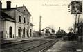 LA FERTE SAINT-AUBIN (Loiret) - La gare - Arrivée d'un train.