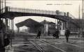LORIENT (Morbihan) - La Gare et la Passerelle.