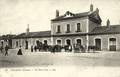 10 - LOUDUN (Vienne) - La cour de la gare.