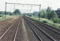 605785, Gezicht op het emplacement Lunetten te Utrecht, uit het noorden, tijdens een rangeerbeweging met een trein van het Spoorwegmuseum. In de verte het perron van het N.S.-station Utrecht Lunetten., Zorge, P., fotograaf