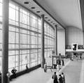 152577, Interieur van het N.S.-station Rotterdam C.S. te Rotterdam: de hal., Nederlandse Spoorwegen, fotograaf