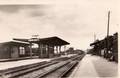 VIGNEUX - La gare de Draveil-Vigneux - Un train s'éloigne.