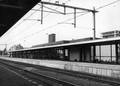153244, Gezicht op de perronzijde van het N.S.station Rijswijk te Rijswijk., Nederlandse Spoorwegen, fotograaf