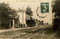 La Penne - la Gare sur les Voies - Editeur : Roure à Marseille n°155.