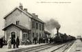 3216 - BATZ (Loire-Inférieure) - La gare - Arrivée d'un train.