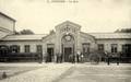 9 - PONTOISE - La cour de la gare.