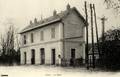 LARDY (S.-et-O.) - La cour de la Gare.