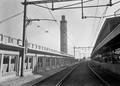 167324, Gezicht op het N.S.-station Hengelo te Hengelo., Schaik, W.P.F.M. van (Nederlandse Spoorwegen), fotograaf