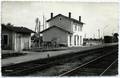FONTAINE d'OZILLAC (Charente-Inférieure) - Intérieur de la gare vers 1958 - Editeur : Véronique à Niort.